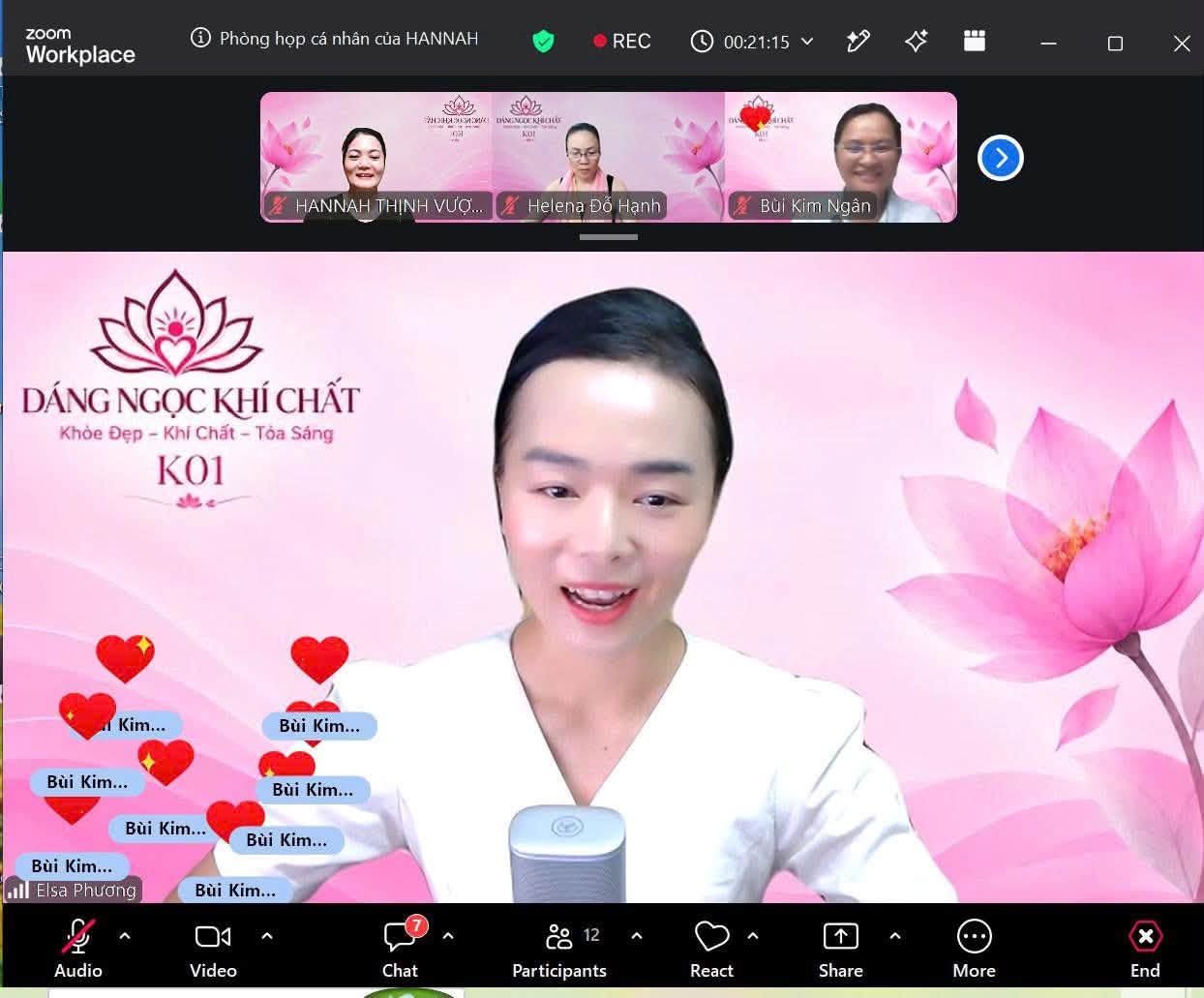 Elsa Phương dẫn buổi học qua Zoom